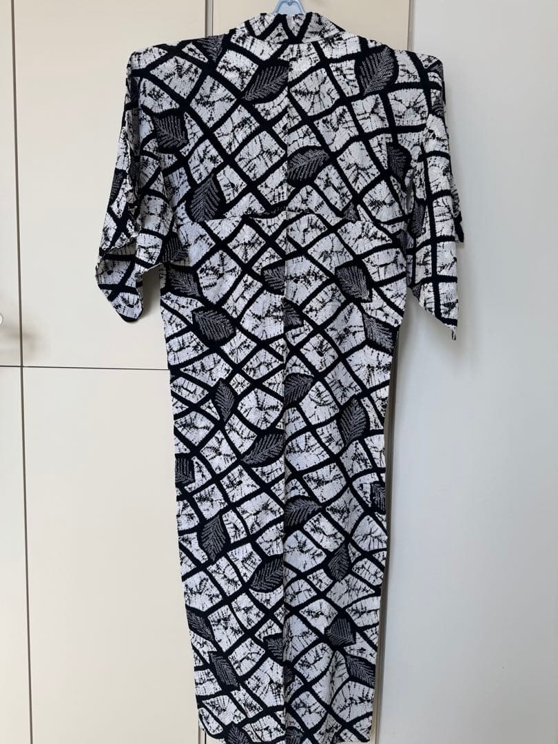 有松絞り 白黒 葉柄 浴衣 単品 着丈たっぷり高身長の方にも　トールサイズ