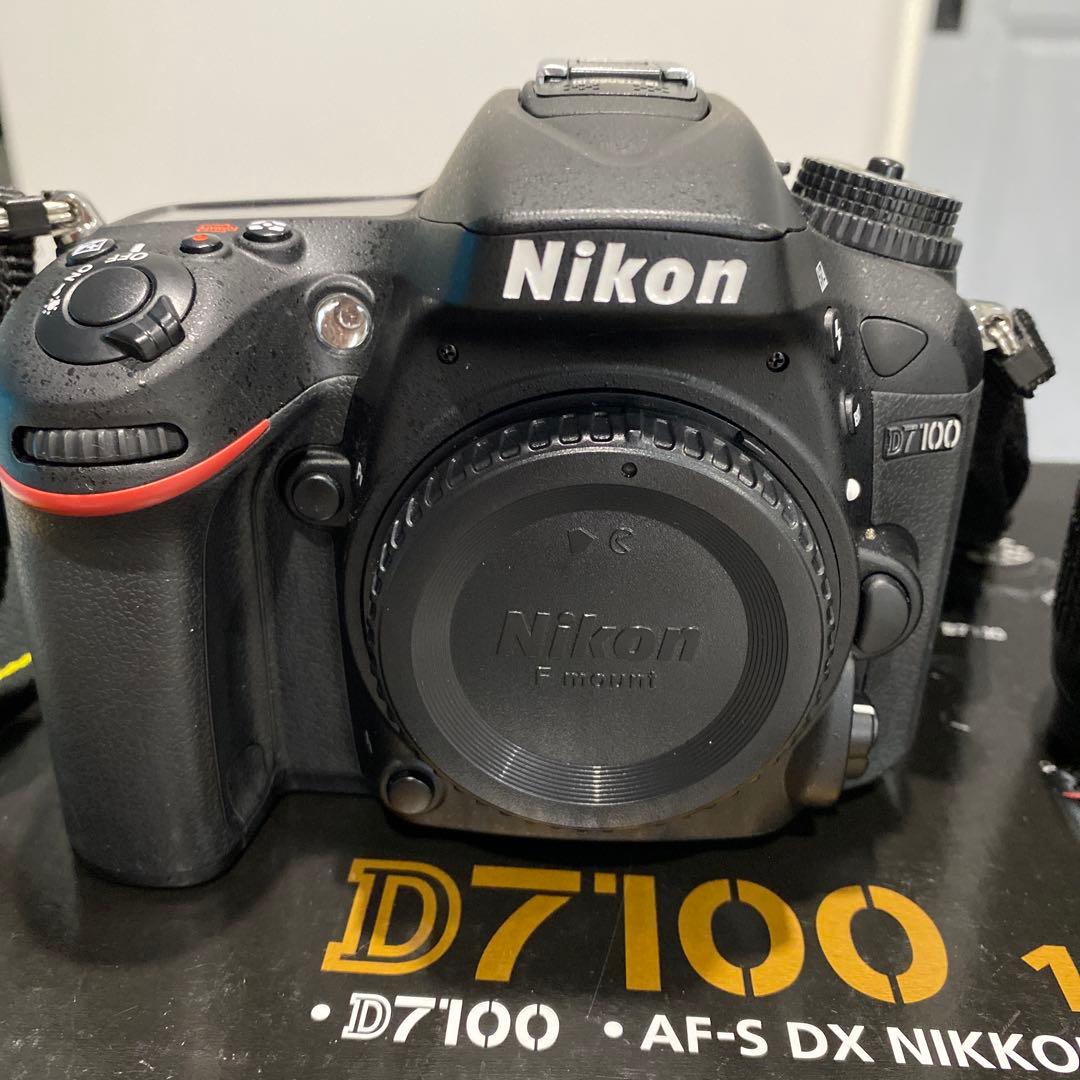 ニコンＤ7100 デジタル一眼レフカメラ　と　別売レンズ