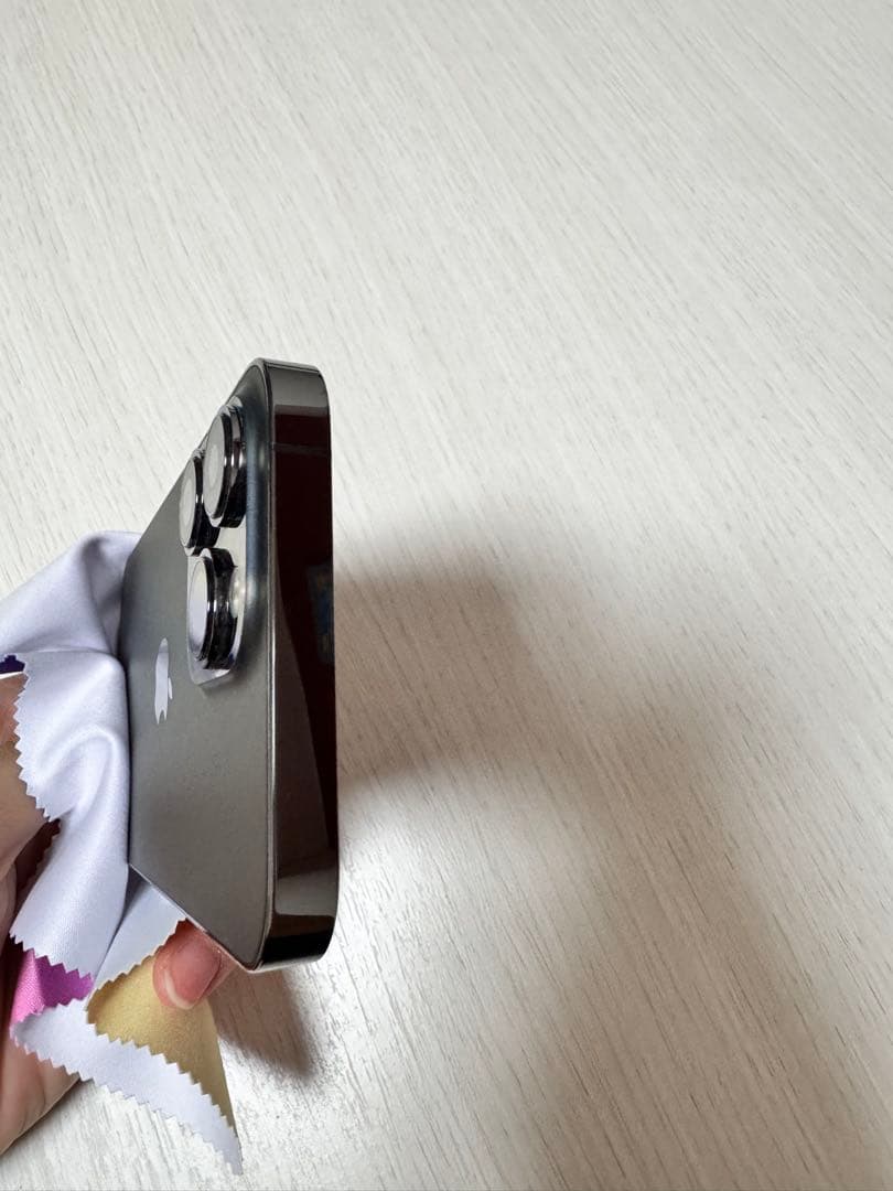 Apple iPhone 13 Pro 箱、付属品なし