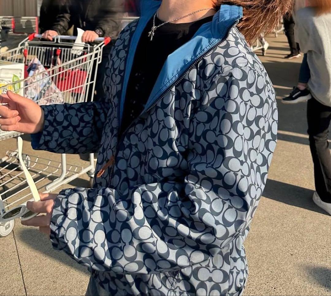 美品 本日限定で1万円!! リバーシブル ナイロンジャケット 青/黒