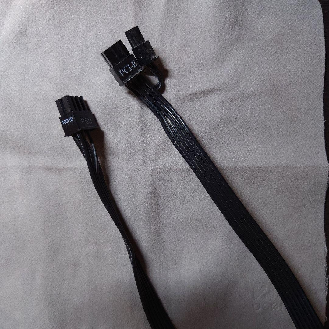 MSI GeForce GTX 1660 AERO ITX 6G OC 本体