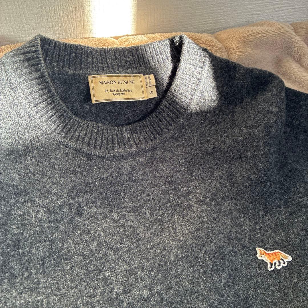 メゾンキツネ　ニット