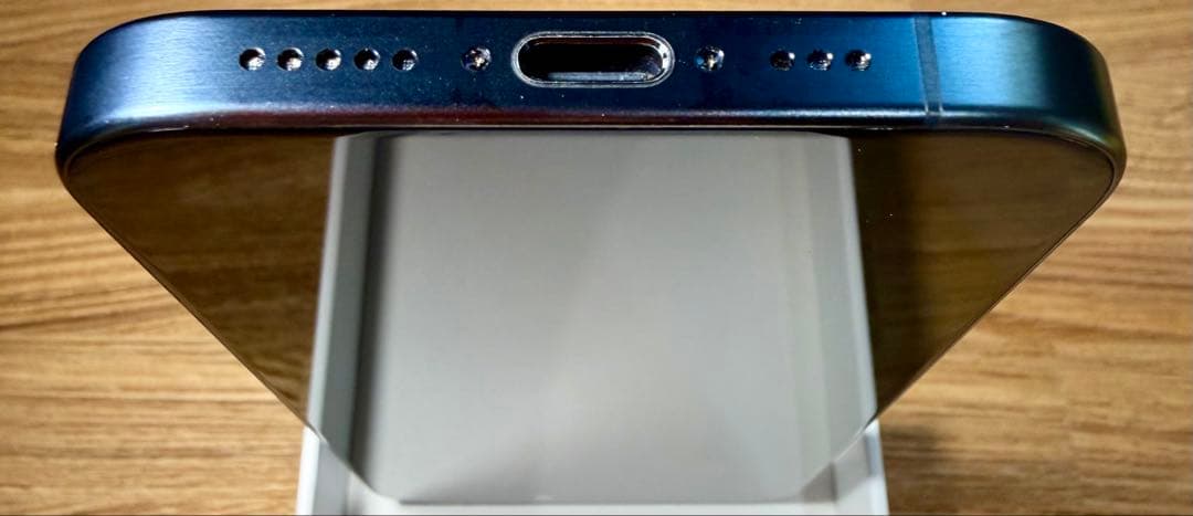 iPhone15 Pro 256GB (SIMフリー) ブルーチタニウム　美品