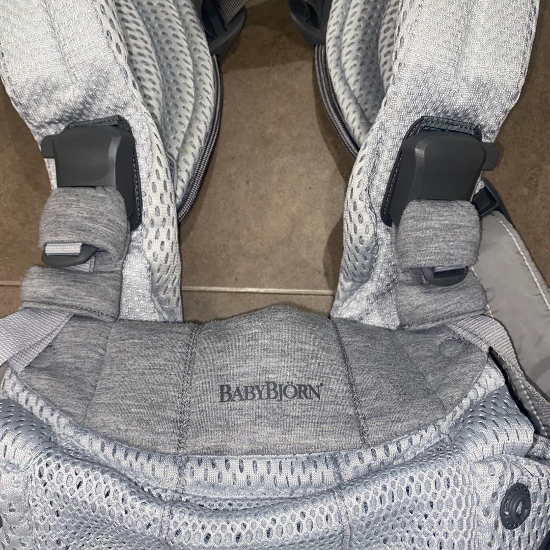 抱っこ紐　ベビービョルン　ハーモニー