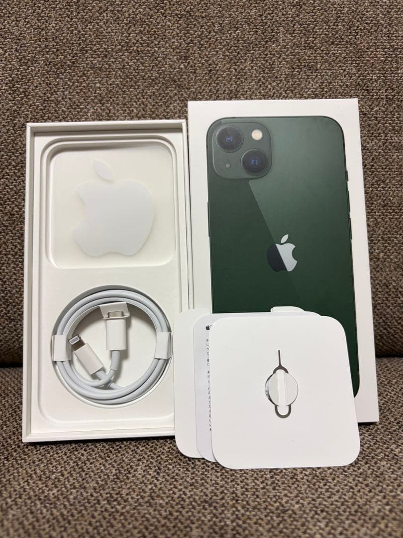 Apple iPhone13 256GB グリーン 本体
