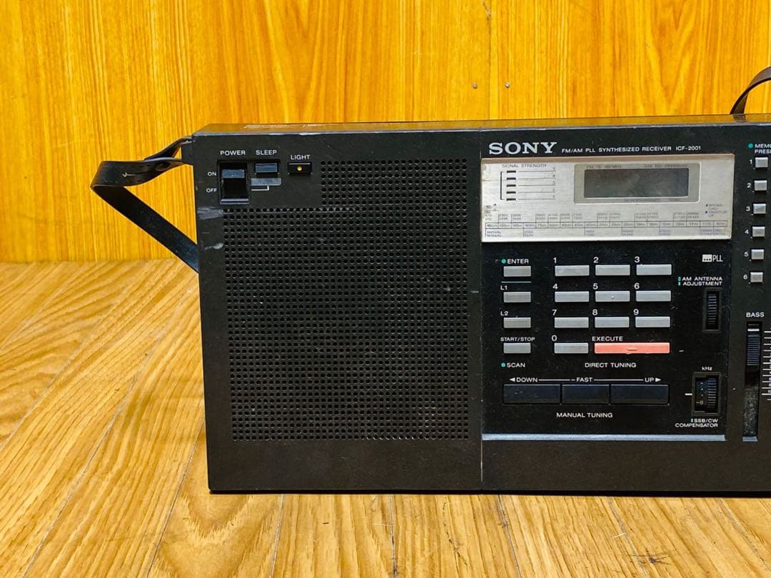 SONY ICF-2001 AM/FMラジオ 受信機