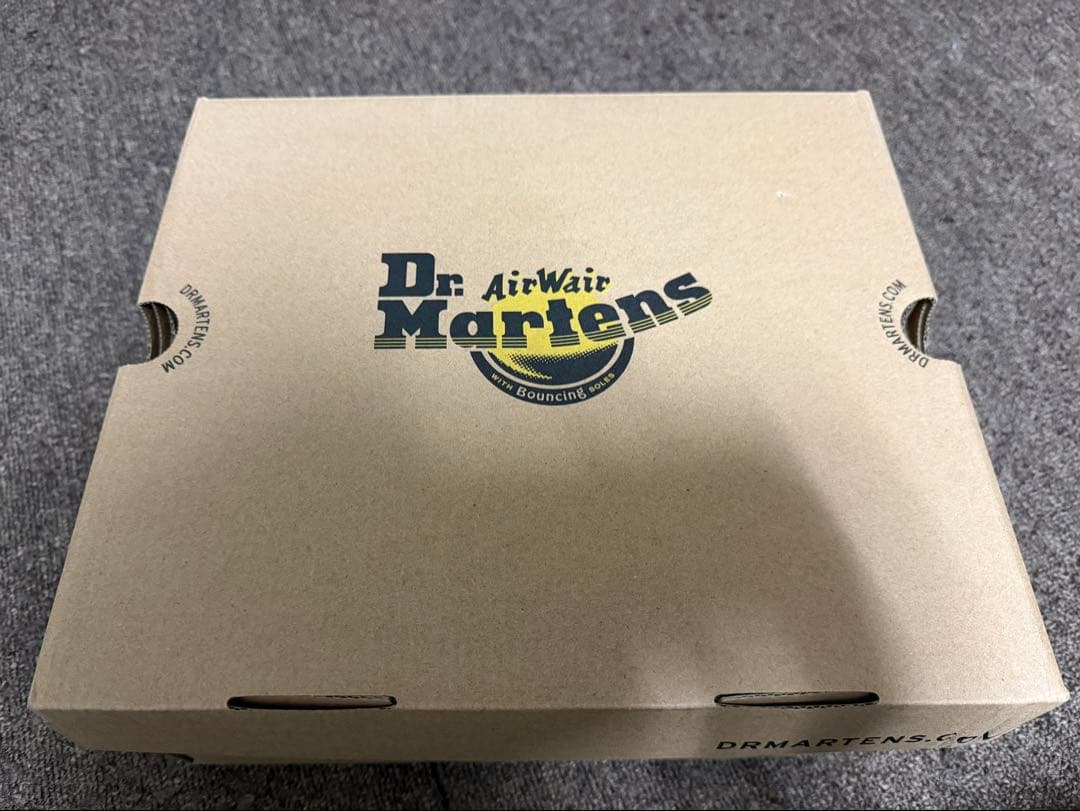 ドクターマーチン 1460 8ホール ホワイトステッチ　Dr.Martens