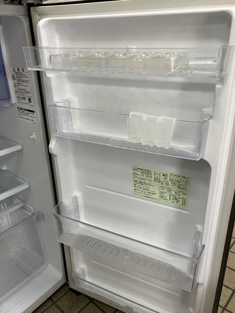 SHARP 冷蔵庫225L 2022年製
