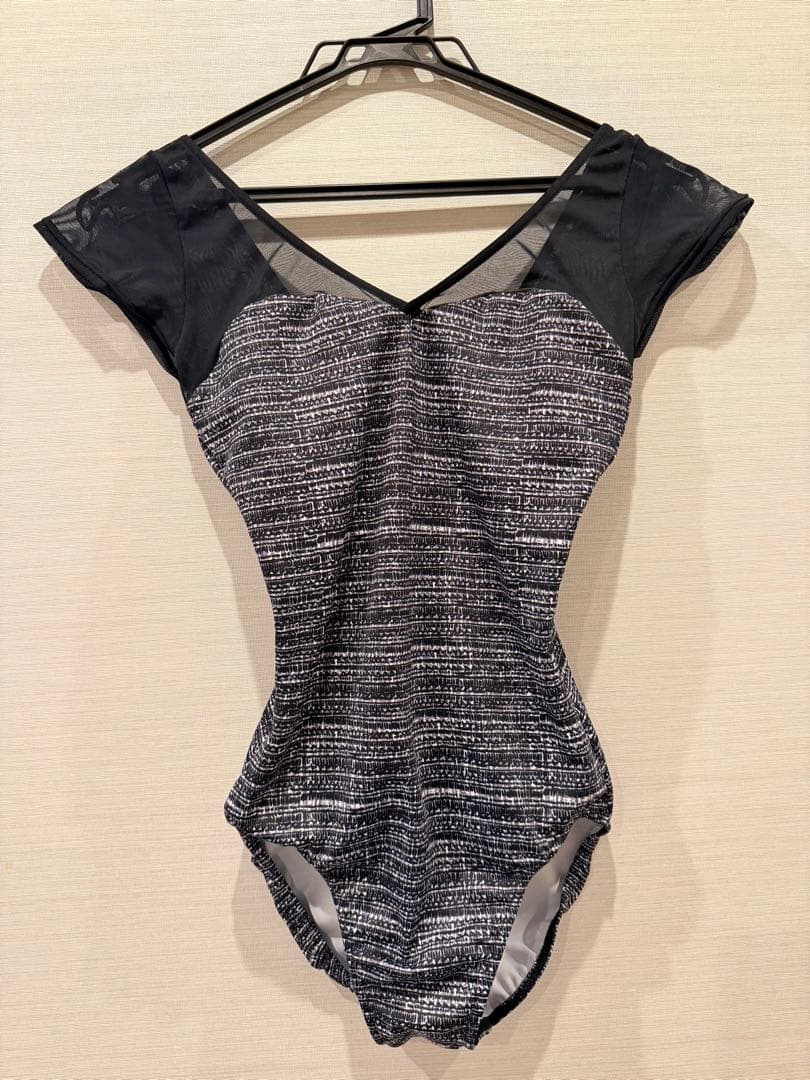 【新品】stina ツイードレオタード Ｍサイズ