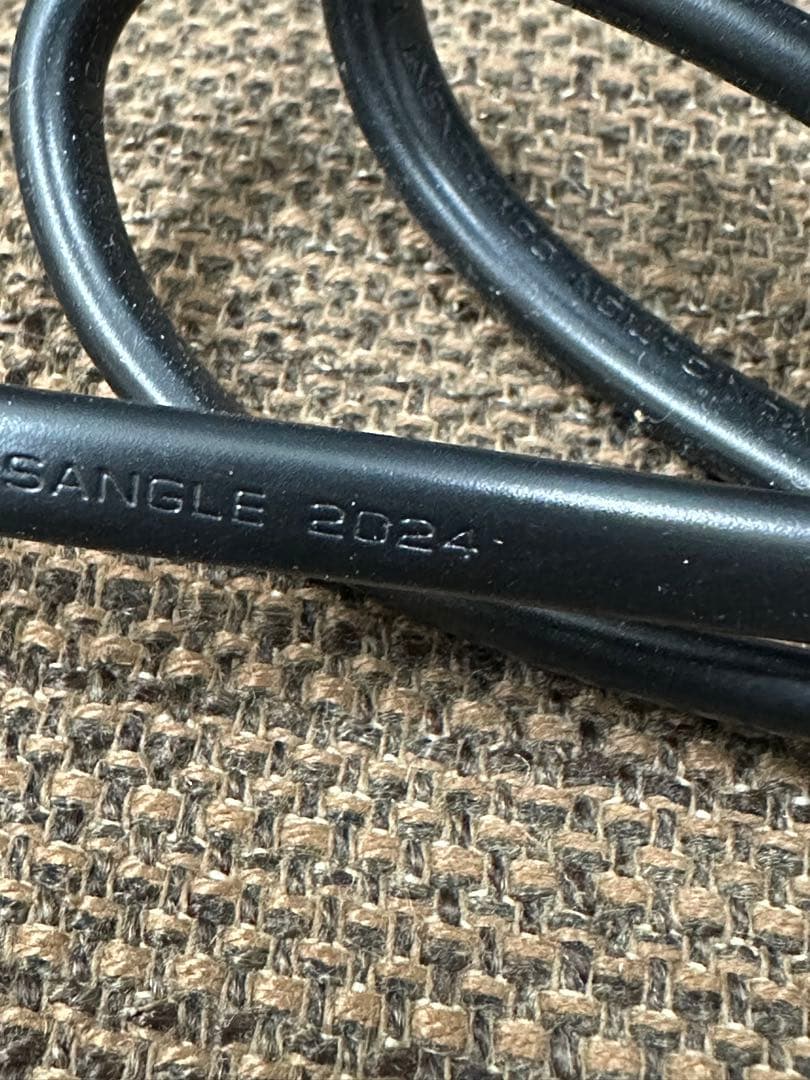 ① Xiaomi A Pro 32 テレビ L32M8-A2TWN 24年製