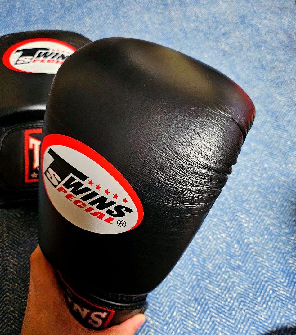 極美品　Twins Special　ボクシング グローブ 12oz　本革