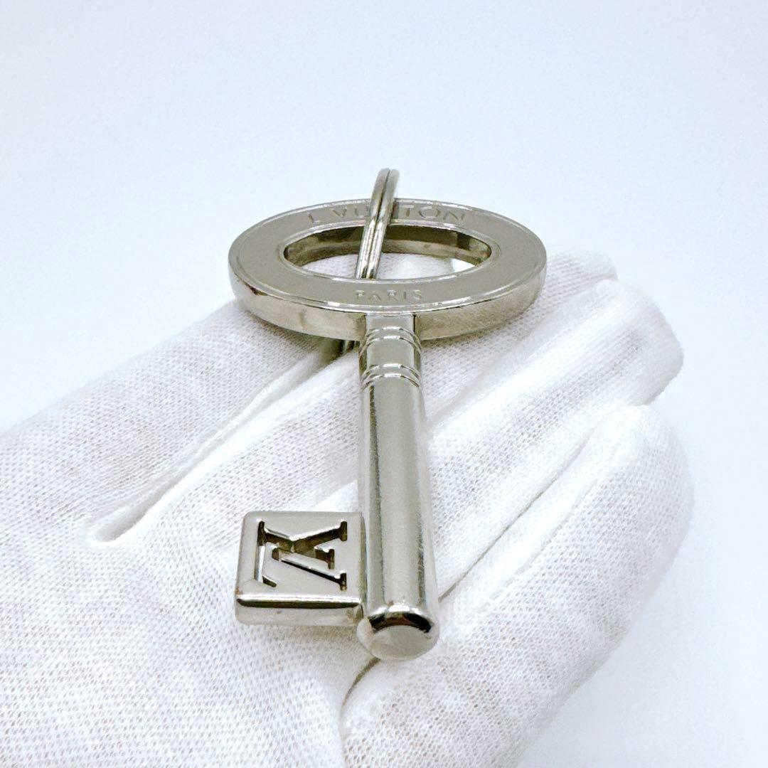 ルイヴィトン ポルトクレ トラベルキー チャーム M67143 DI1200