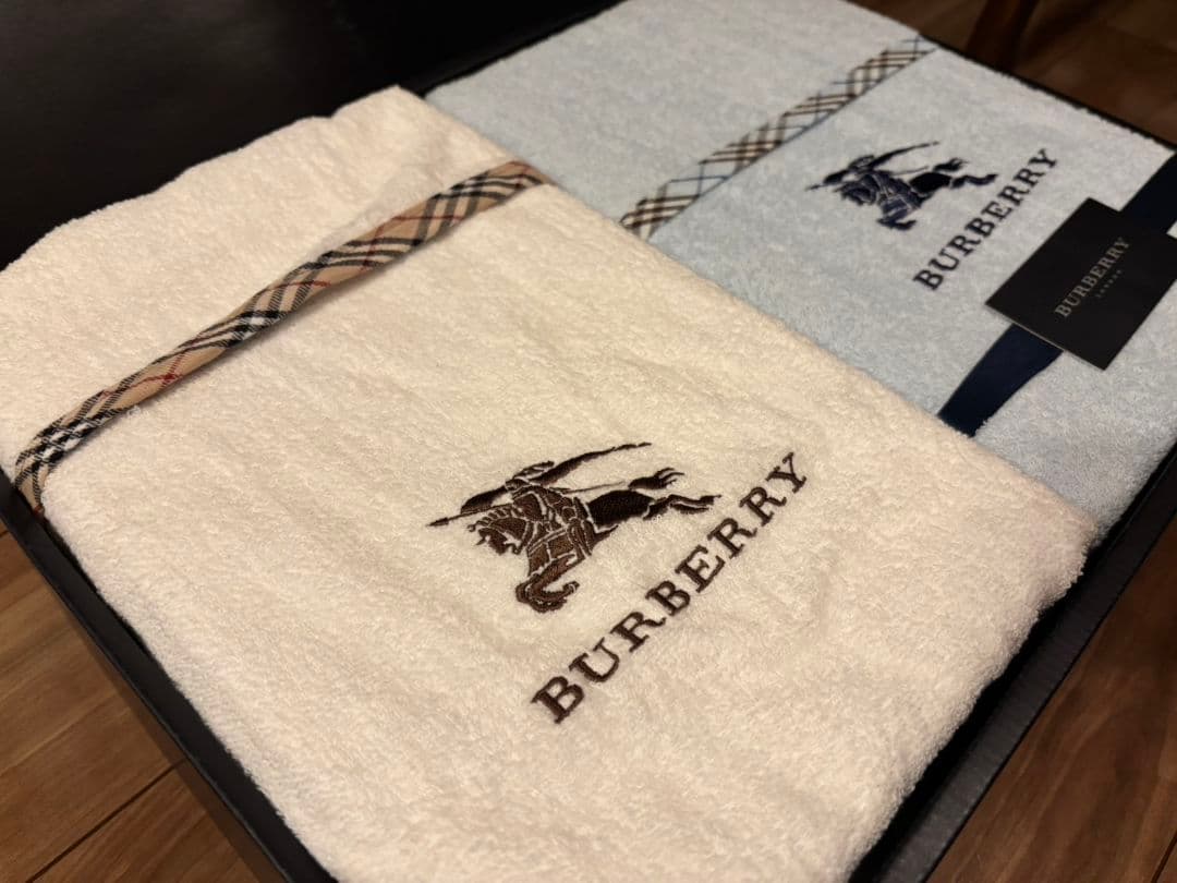 新品未使用　BURBERRYタオルシーツ2枚 ノバチェック柄