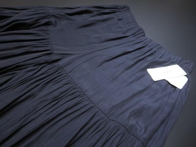 新品未使用品*洋服屋*4298*シズカコムロ*ガウチョパンツ*サイズ*42