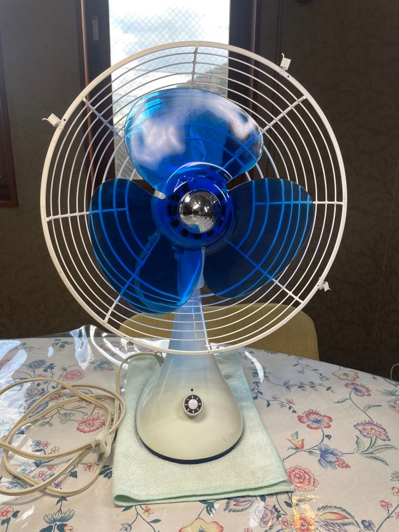 三菱'60昭和レトロ扇風機 とても古い・重い・堅牢　順調稼働　鮮明ブルーファン美