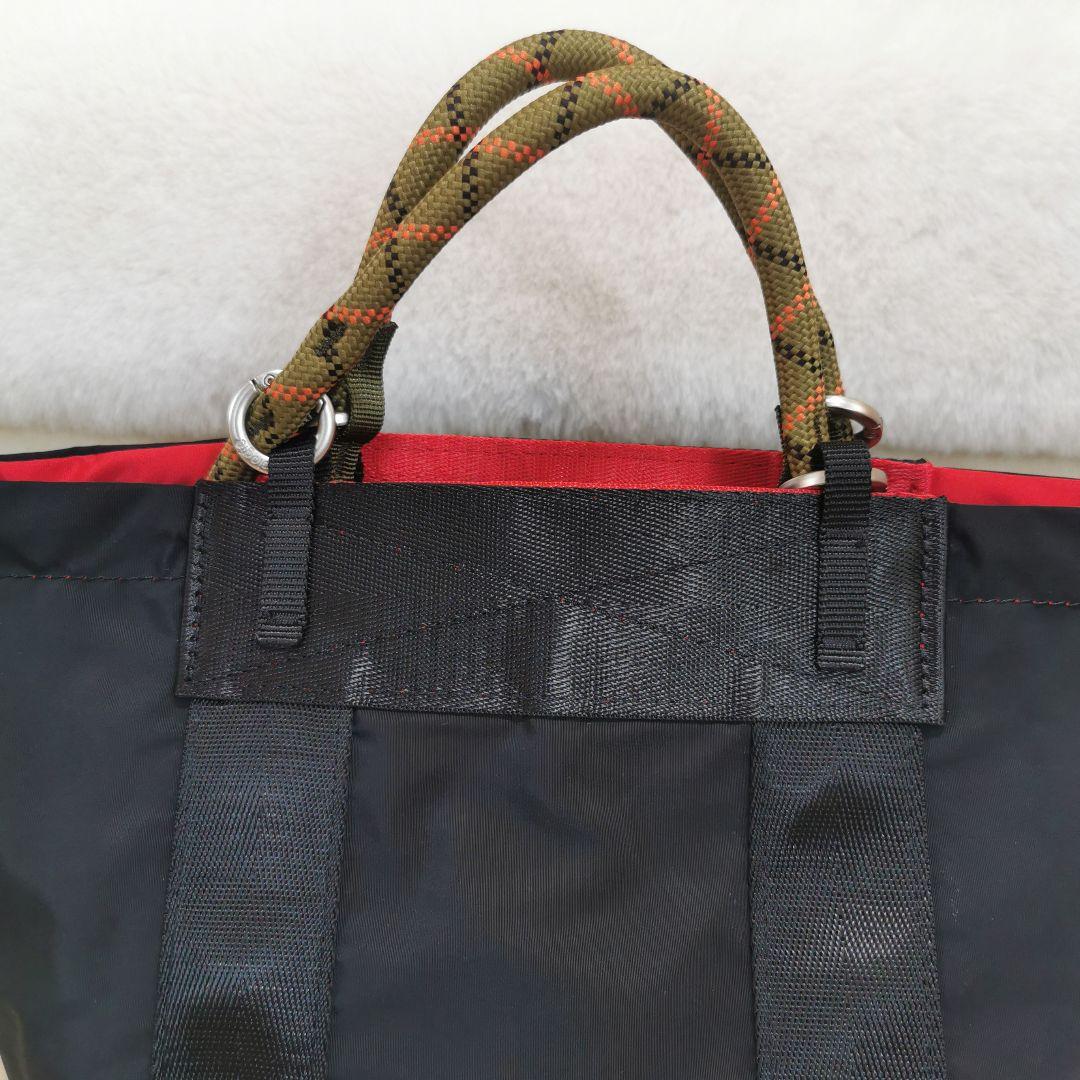 Topologie ミニ トートバッグ レッド 赤いナイロンショルダーバッグ