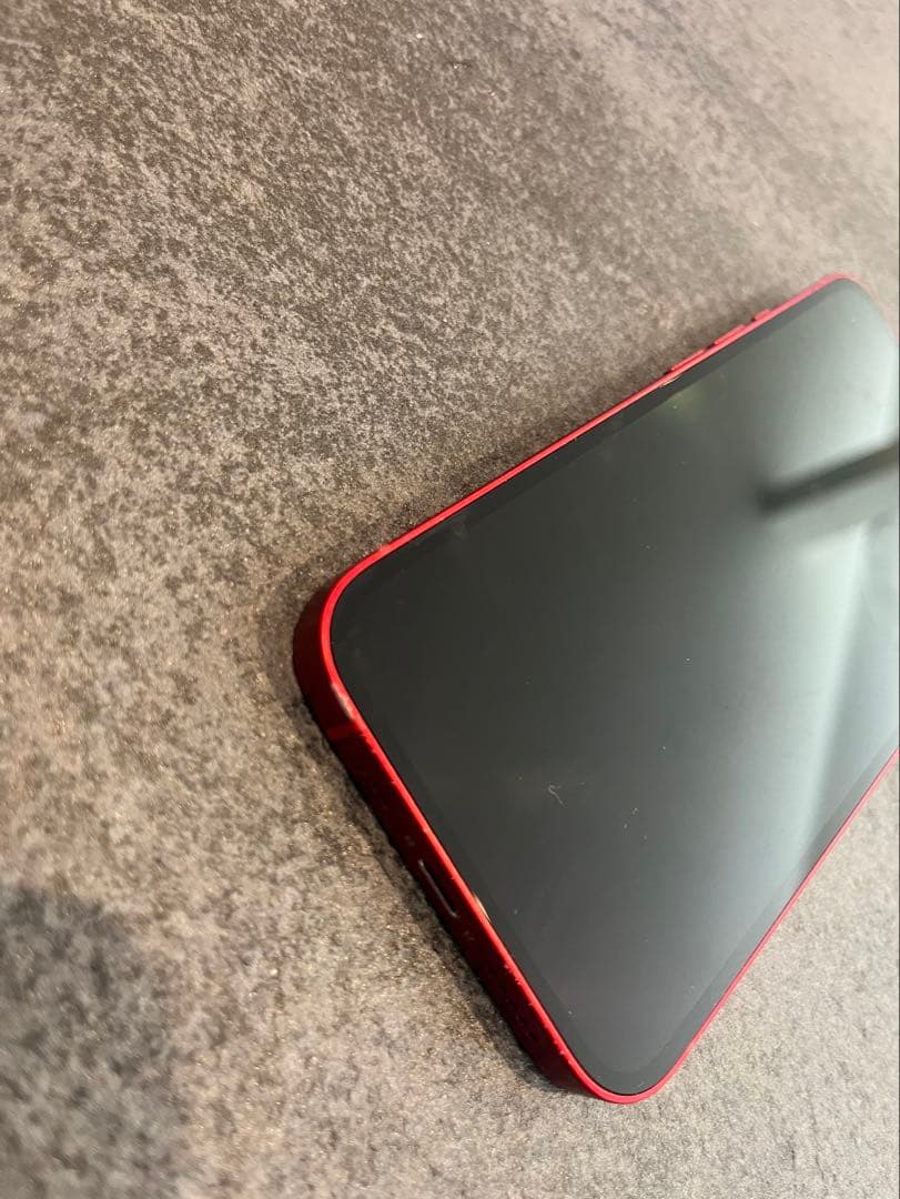 お値打ち！良品　iPhone13 レッド 256GB SIMフリー