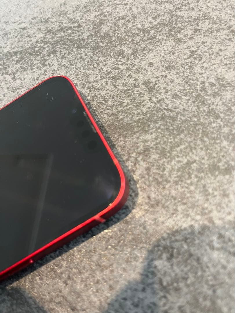 お値打ち！良品　iPhone13 レッド 256GB SIMフリー