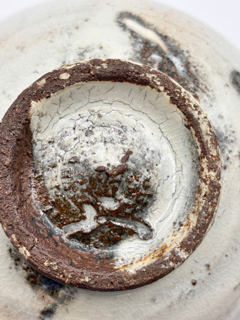 唐津焼　粉引茶盌（管理番号002）