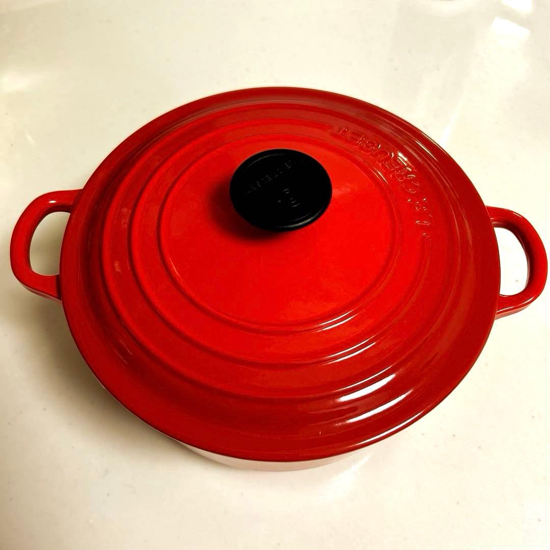 ルクルーゼ　ココットロンド　20cm レッド　ヘラのセット