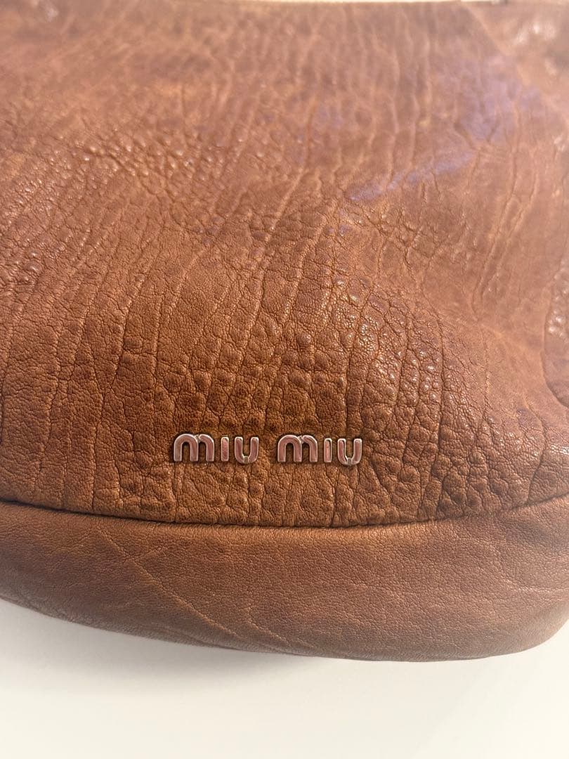miumiu ミュウミュウ　ミニレザーブラウンバック