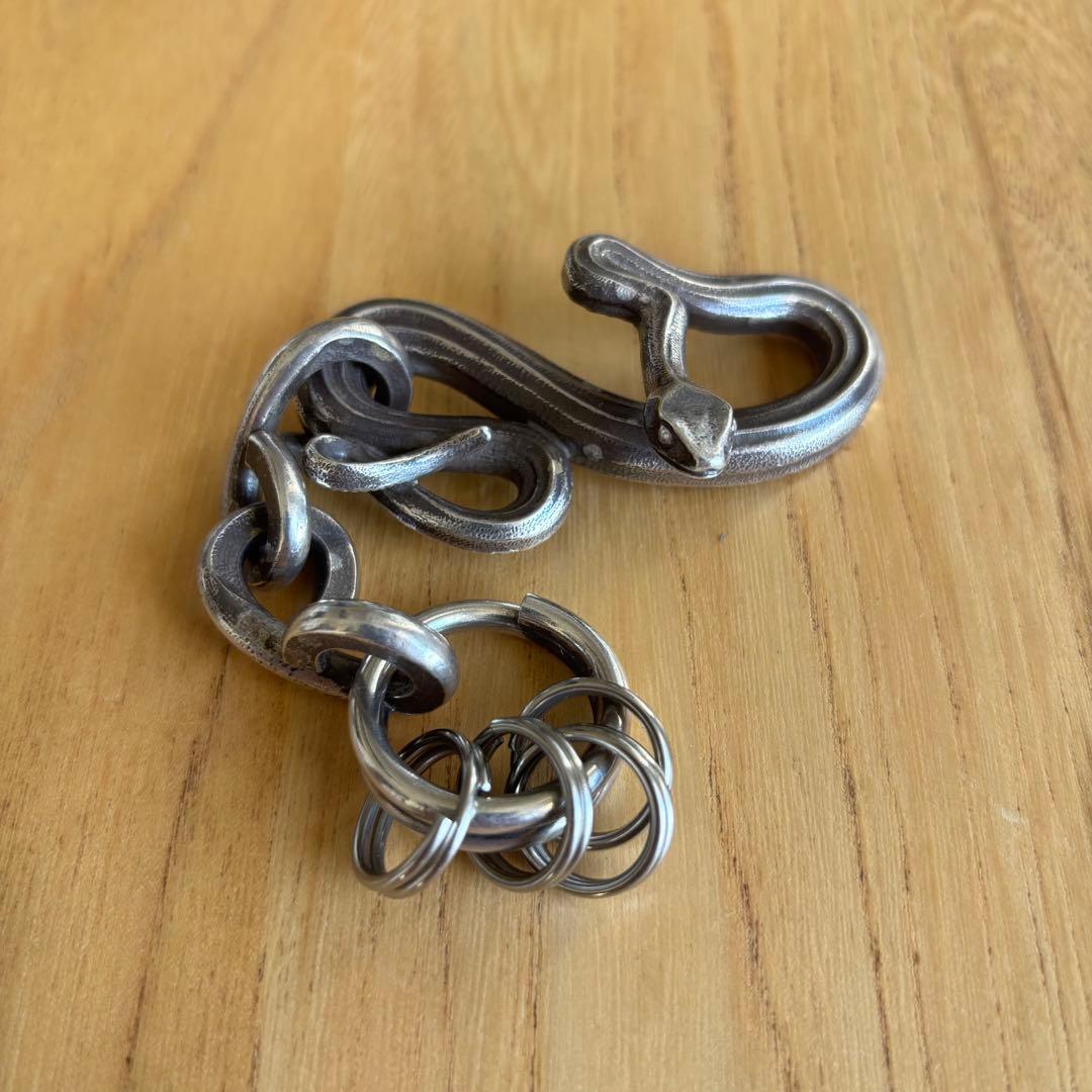 小物 LYNCH SILVERSMITH \"VENOM HOOK KEY CHAIN\"