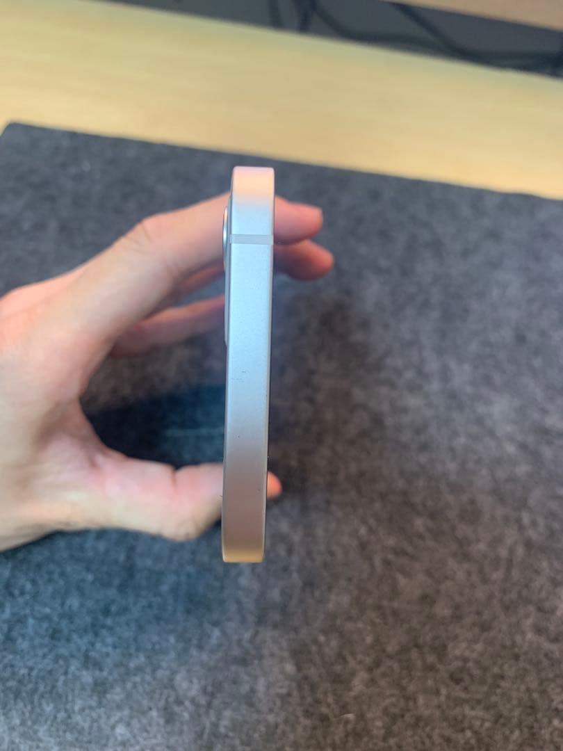 iPhone 12 64GB ホワイト 本体のみ