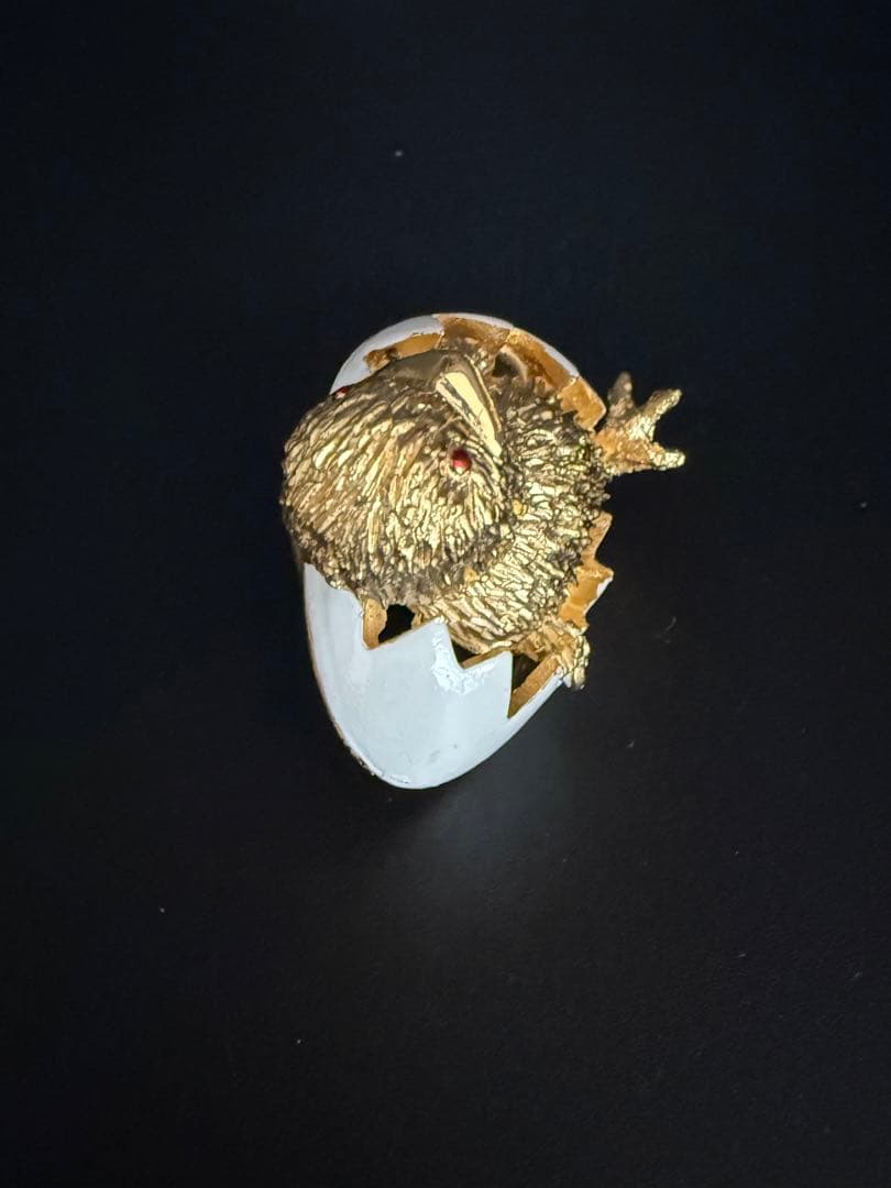 lotuscloud 2528⭐️TRIFARI トリファリヴィンテージブローチ