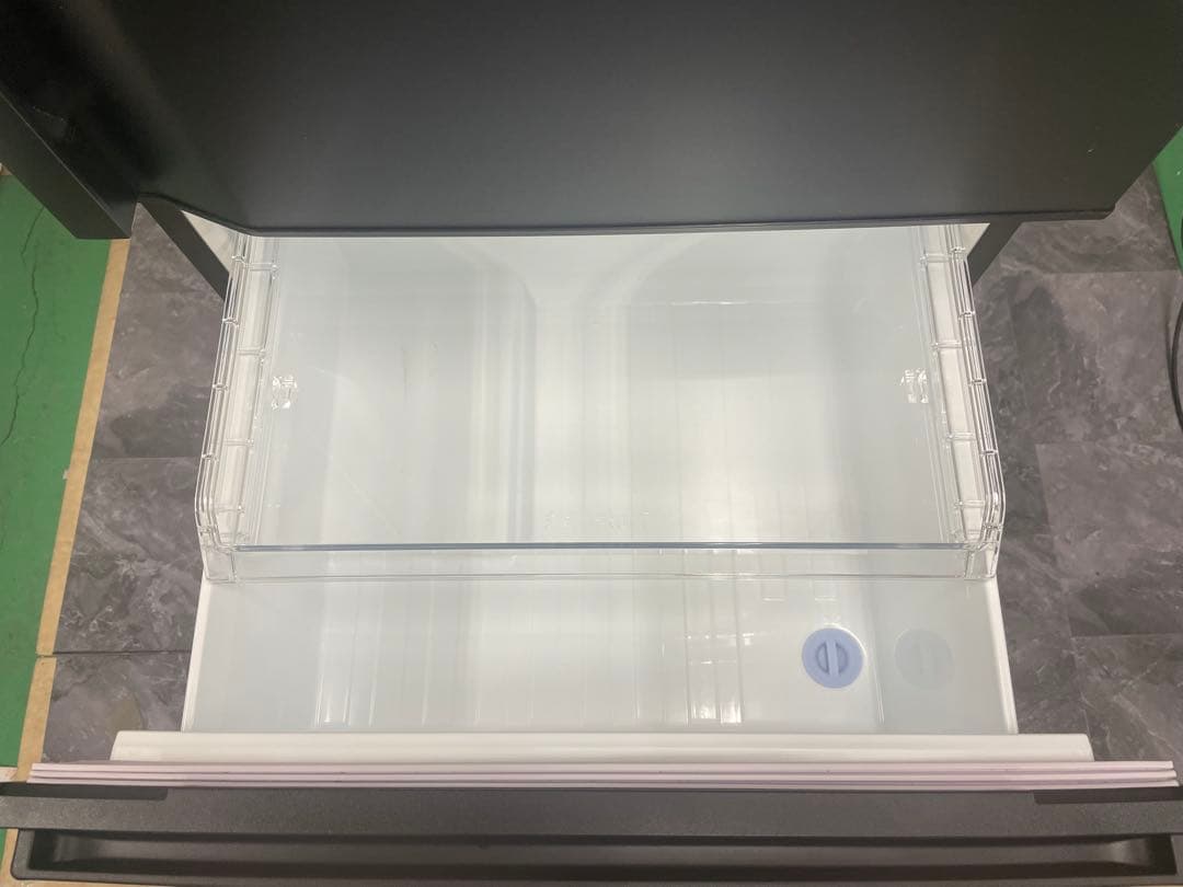 東芝 GR-V36SC(KZ) 3ドア　冷蔵庫 356L ブラック　24年製