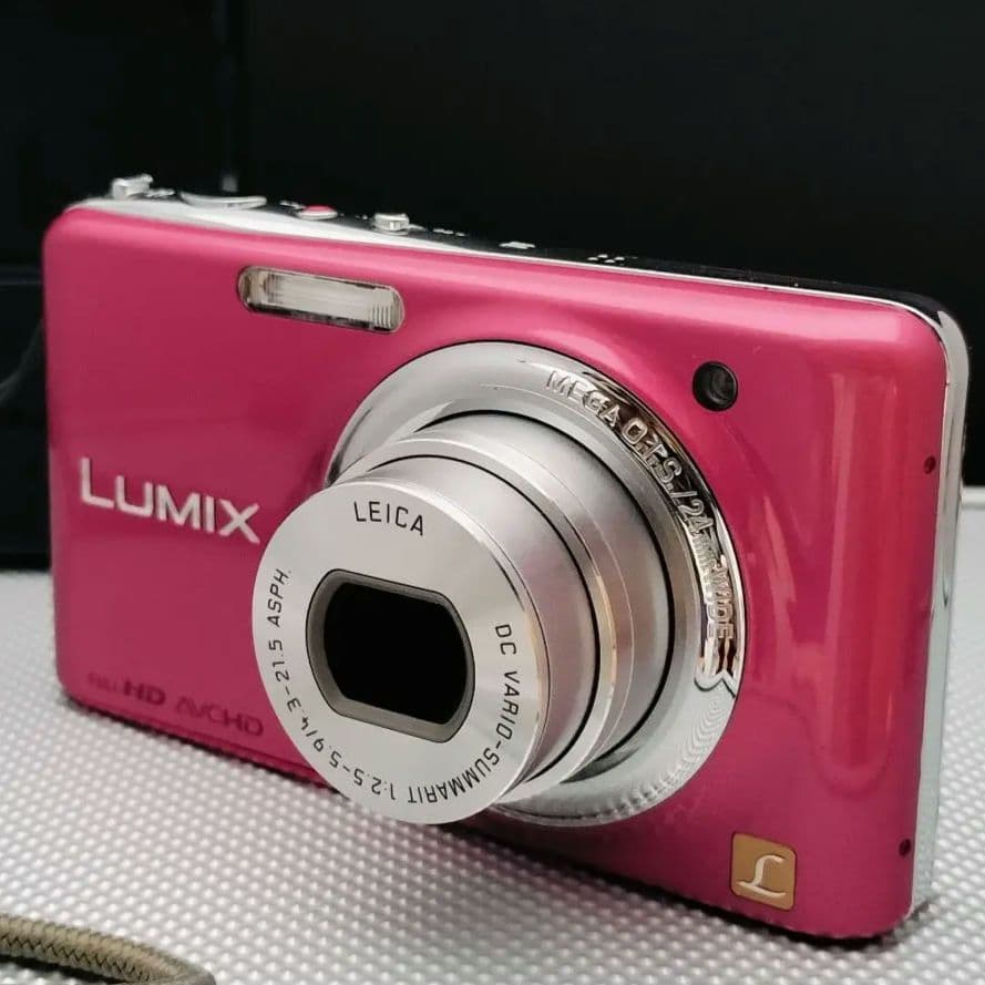 【美品】 PANASONIC LUMIX DMC-FX77 ピンク デジカメ