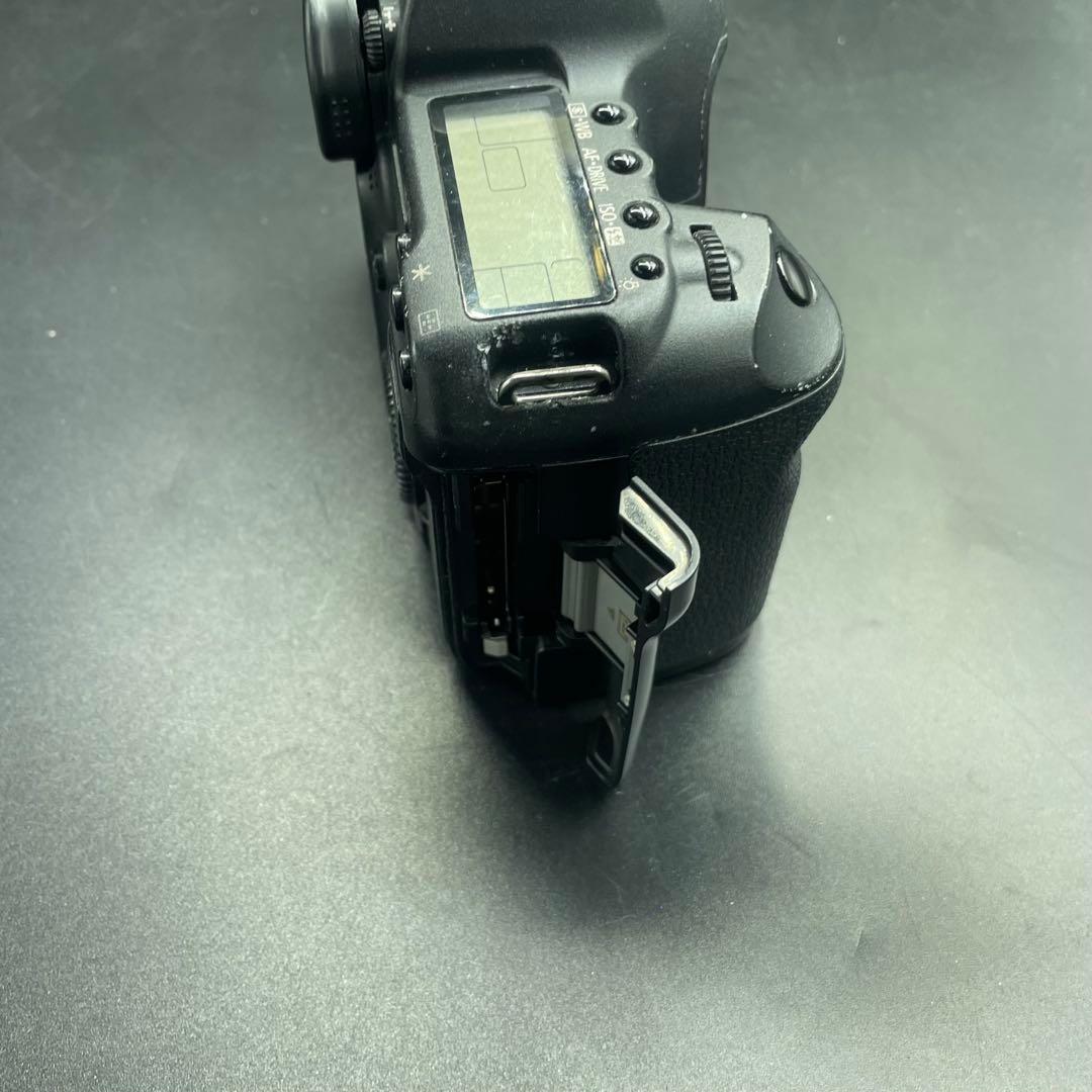 Canon EOS 5D Mark II デジタル一眼レフ