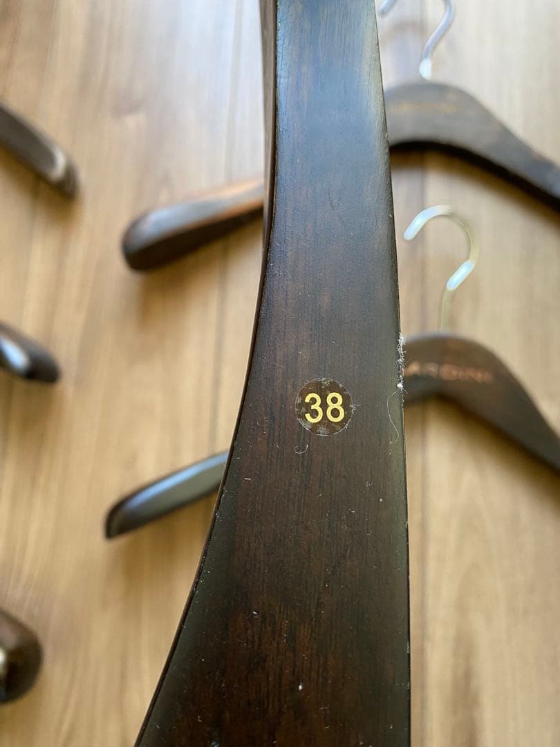 【極上】LARDINI ラルディーニ木製衣類ハンガー 7本セット