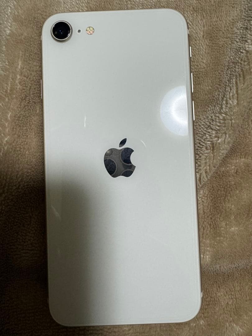 iPhone SE (第3世代) 256GBスターライト 本体　付属品付き