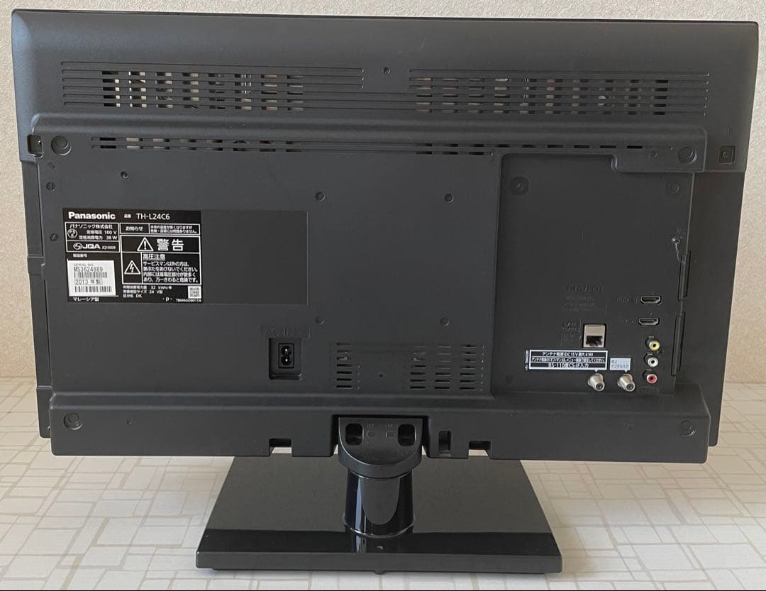 Panasonic Viera 薄型テレビ TH-L24C6 本体と付属品