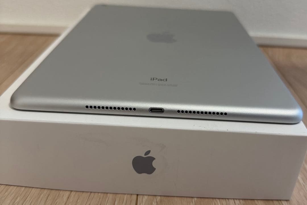 アップルiPad (第7世代)シルバー128GBWi-Fi
