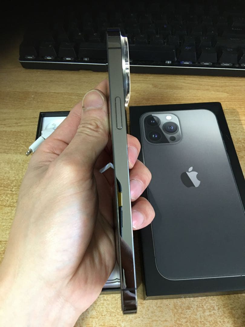 iPhone 13 Pro Max 512GB simフリー