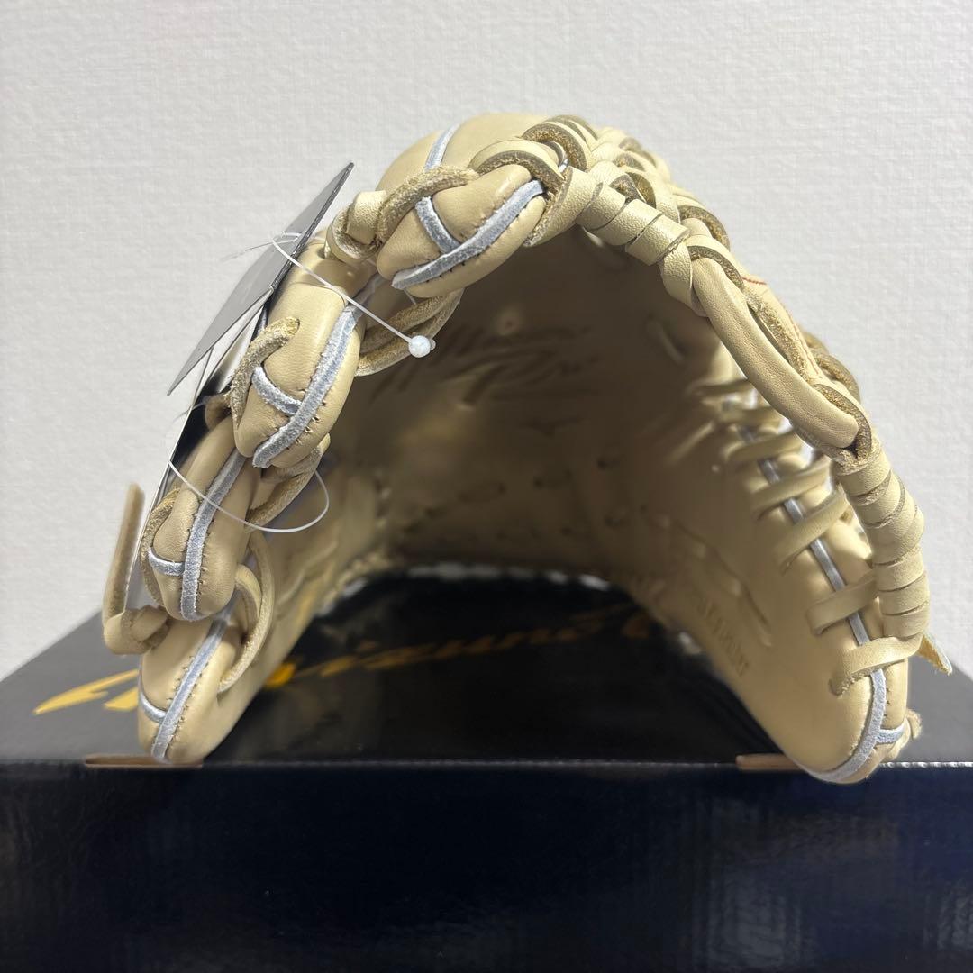 ミズノプロ　硬式　外野　グラブ　グローブ　定価66,000円　ブロンド