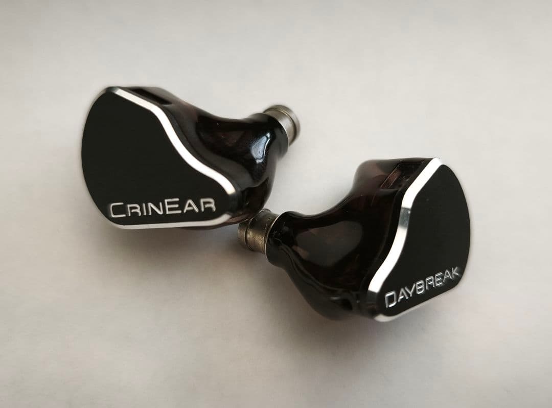 CRINEAR DAYBREAK 4.4mm/3.5mm 有線イヤホン