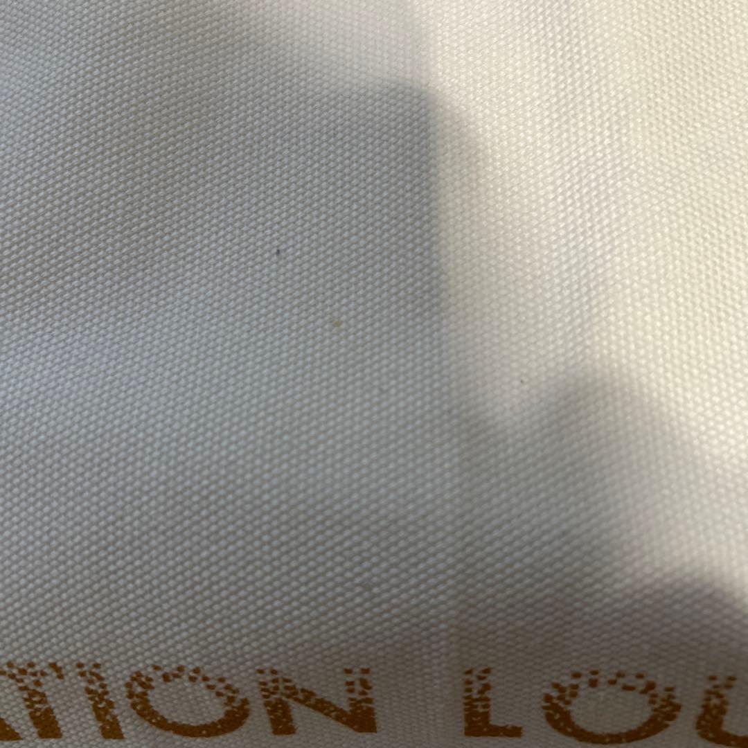 ルイヴィトン　トートバッグ　キャンパスバック　白　美術館限定