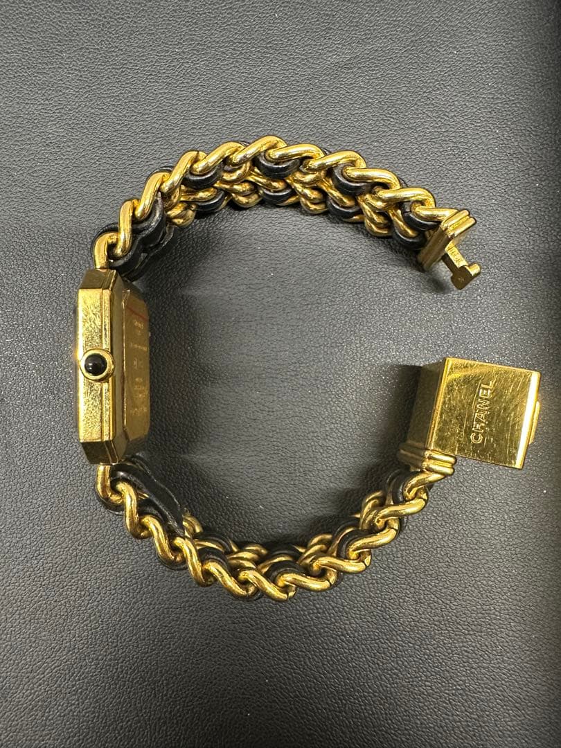 CHANEL シャネル プルミエール M クォーツ時計 黒金 レディース 不動