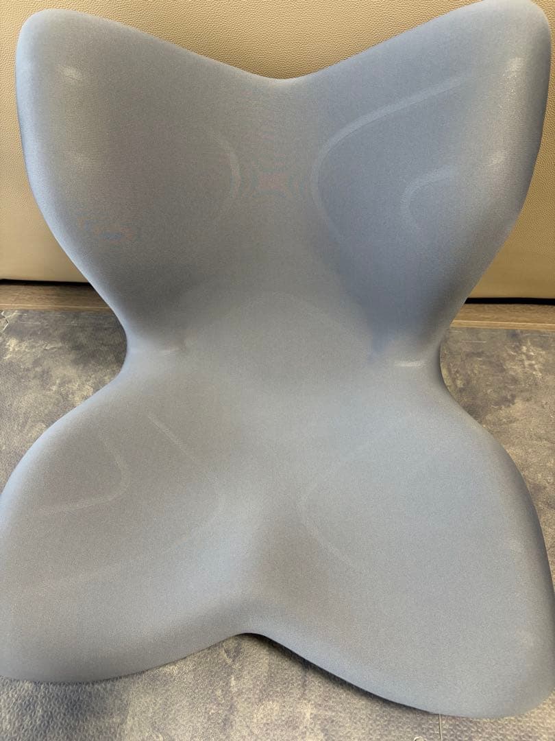 極美品Style PREMIUM（スタイルプレミアム） グレー MTG 骨盤矯正