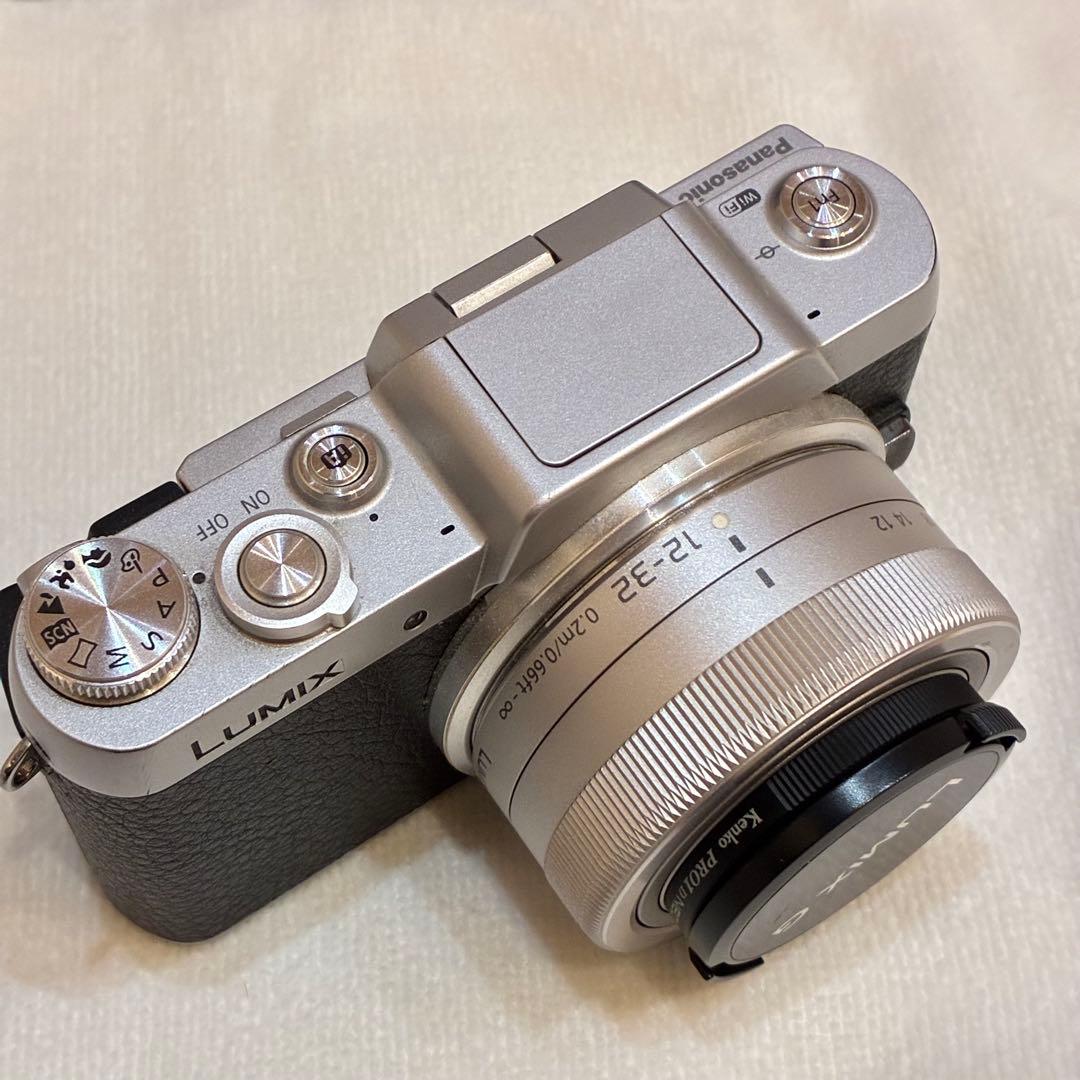 d*2様 Panasonic DMC-GF7W コンパクトデジタルカメラ　シルバ