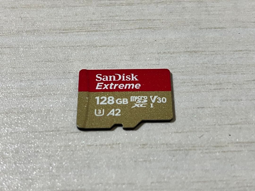 DJI Pocket 2 Creatorコンボ+ microSD等オマケ