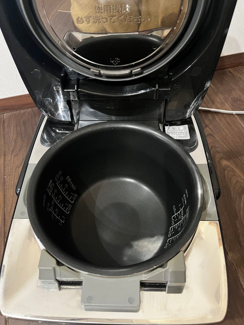 象印 炊飯器 NW-KB10 黒