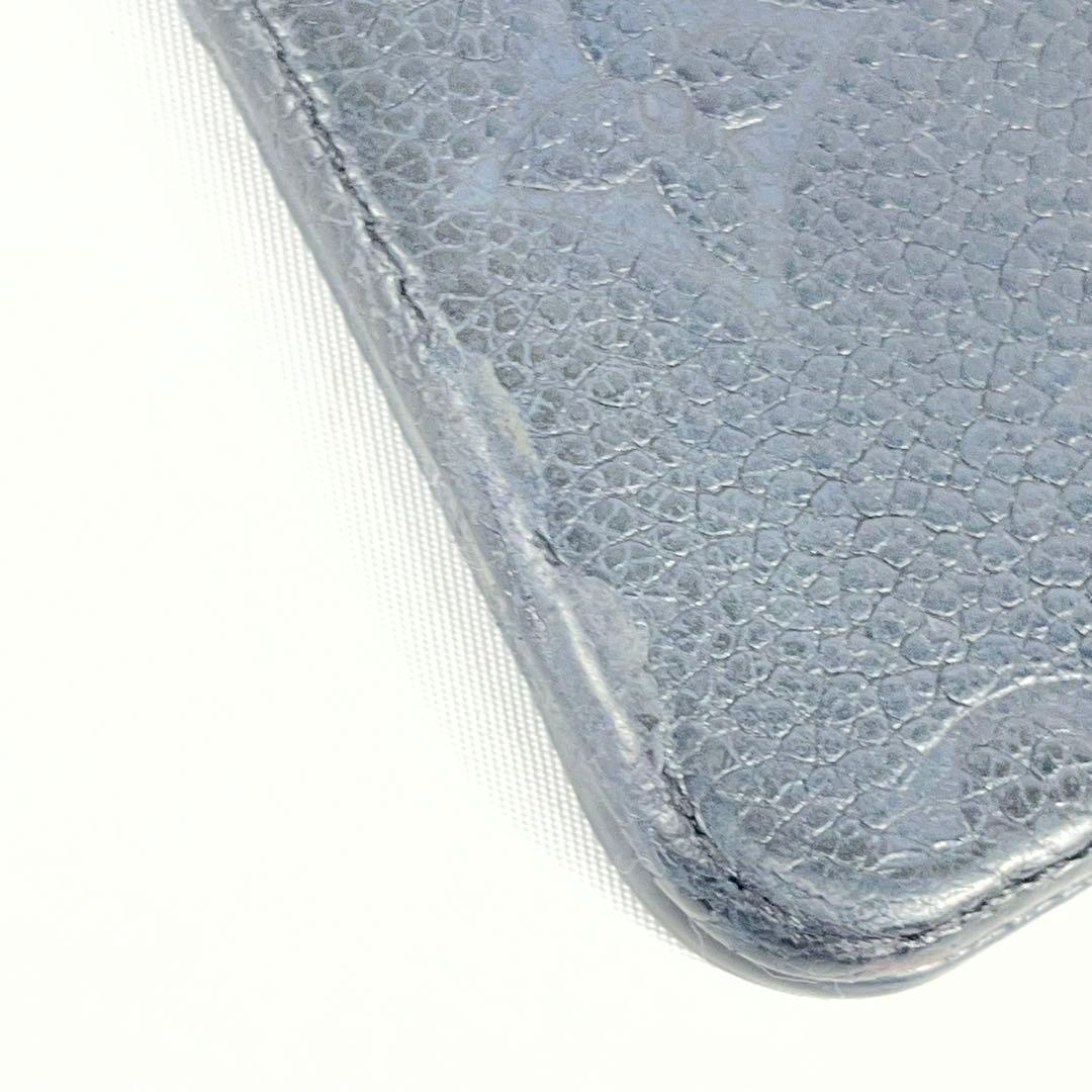 Louis Vuitton ネイビーレザー 手帳型ケース iPhone13/14