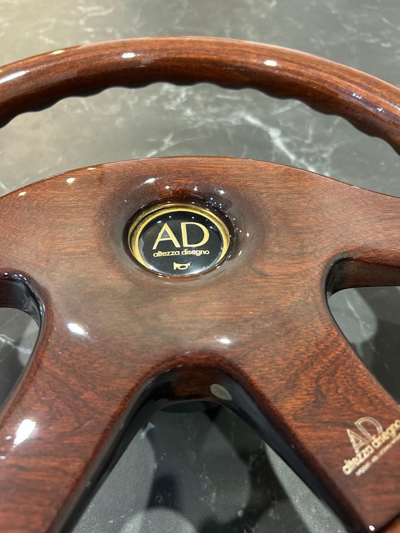 AD Altezza disegnoウッドステアリング