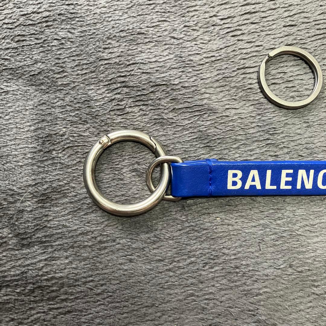 バレンシアガ　ストラップ　キーホルダー　キーリング　青