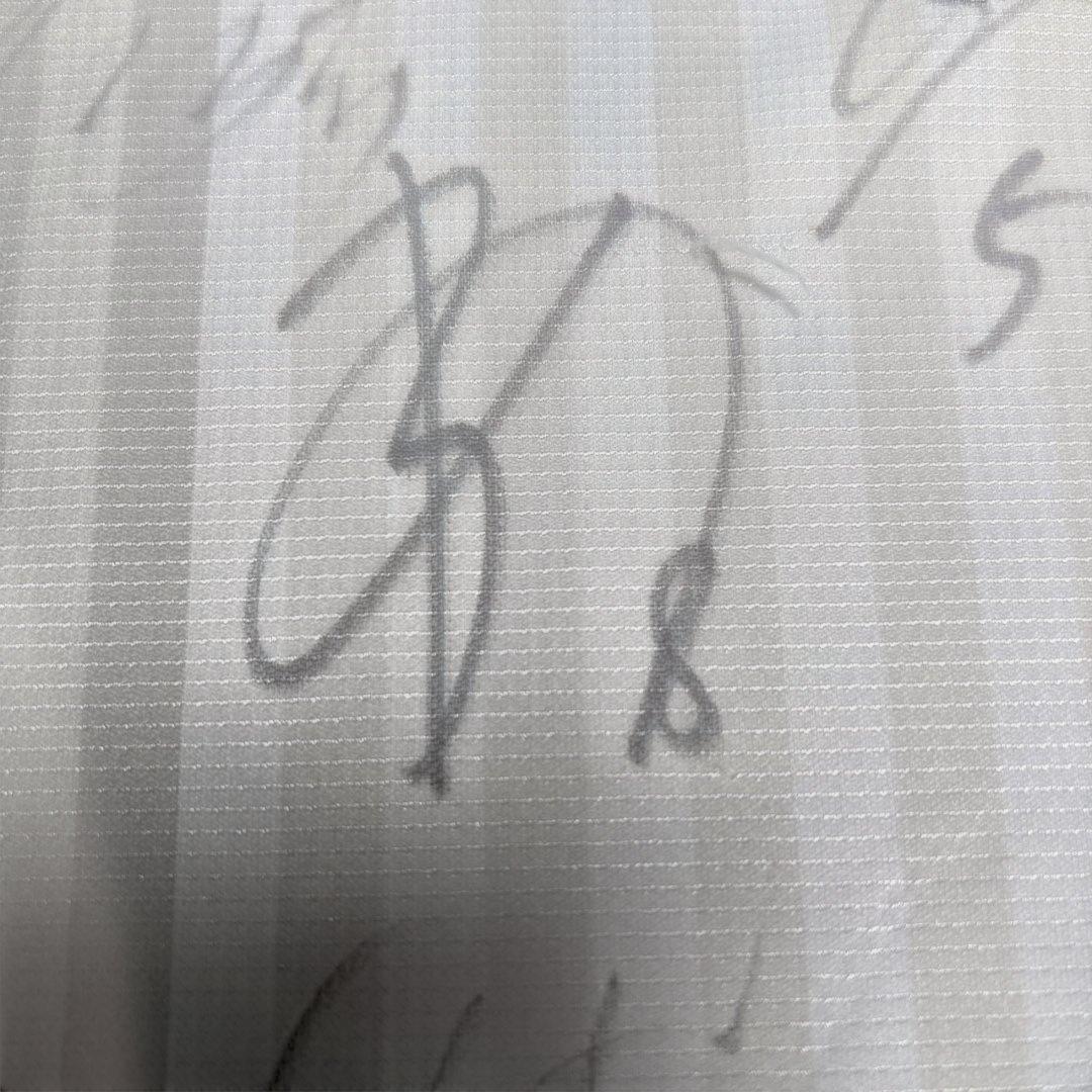 33人のサイン入り！川崎フロンターレ2018年のアウェイユニフォーム