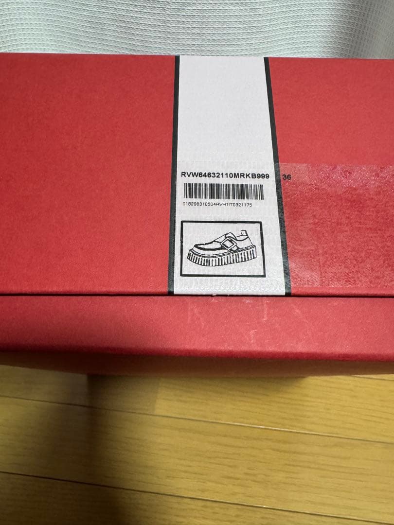 ロジェヴィヴィエ ヴィヴゴーシック ローファー