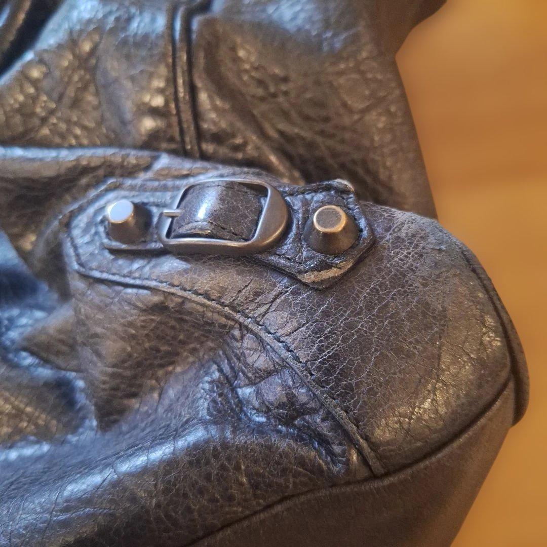 バレンシアガ ショルダーバッグ